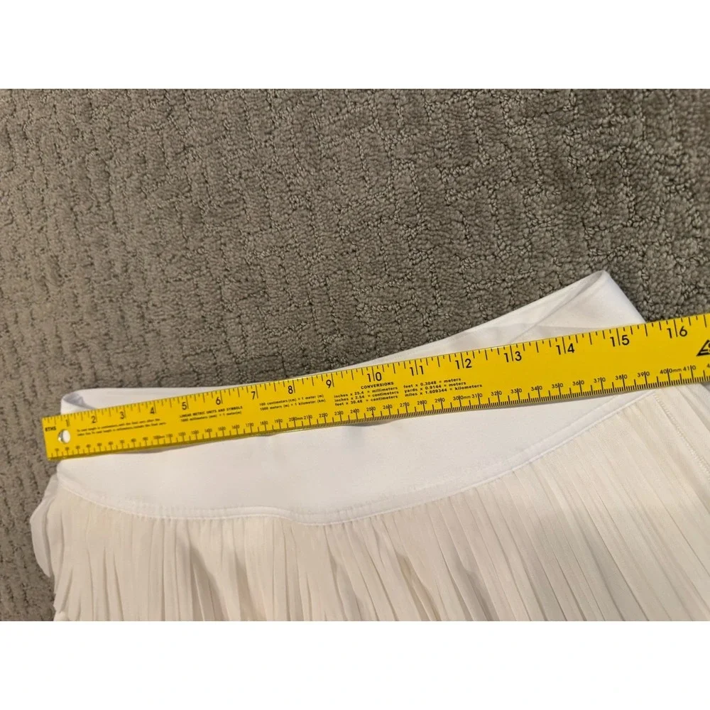 Lululemon Tiered Pleated HR Tennis Skirt White Athletic Skort 10 (G1)